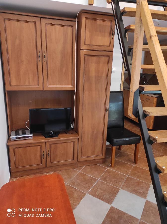 Kis Apartmanhaz Балатонфюред Экстерьер фото